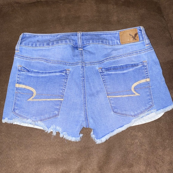American Eagle Shortie Shorts - Picture 2 of 3